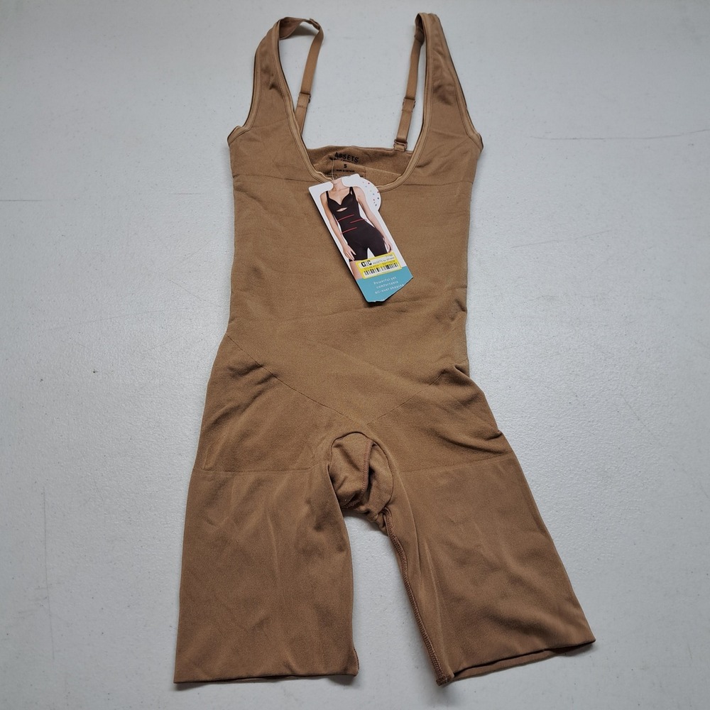 Spanx Womens Shapewear Bodysuit S Tan NWT Mid-Thigh Tummy Control 2004-320